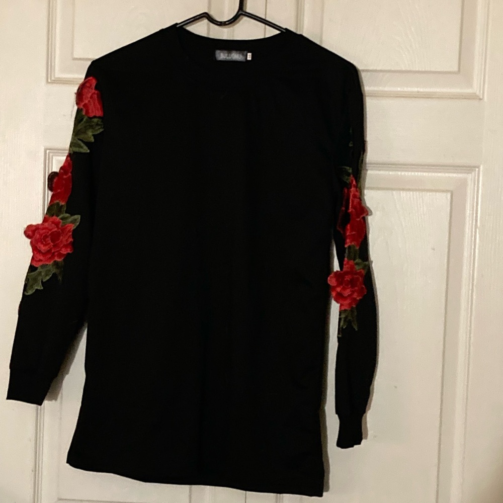 Black Long Sleeve Top with Red Floral Embroidery M